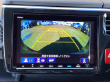 後方確認はバックカメラにお任せ♪後退時に便利で、駐車が楽になります♪