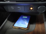 ワイヤレス充電器が装備されています!