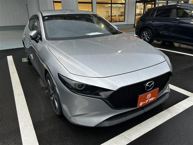 MAZDA3ファストバック 1.8 XD Lパッケージ 4WD BOSEサウンド 純正8.8インチナビ