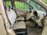運転席シート廻りは使用感も少なく、良好な状態となっています。丁寧に使われていたことがよくわかりますね。