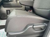 【助手席シート】レンタカーアップ車で使用感も少なく、シート状態良好です!