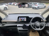 運転席まわりです。細かいオプションなど、気になるところがあればお気軽にメールやお電話等でお問合せください。