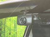 【ドライブレコーダー】ドライブレコーダー装備!走行中はもちろん、あおり運転や事故に遭遇した際、映像で記録し、万一のリスクに備えます。※記録用SDカードはお客様ご自身でご準備いただく必要があります。