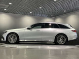 新車保証の【メルセデスケア】が継承されるお車は、初回車検時まで走行距離無制限でトータルサポートさせていただきます。