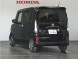 認定中古車では、厳しいHonda認定基準をクリアした厳選されたHonda認定中古車のみ、取り扱っております。「ご購入前の安心」「納車後の信頼」を車両と一緒に提供しております。