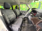 運転席シート廻りは使用感も少なく、良好な状態となっています。丁寧に使われていたことがよくわかりますね。