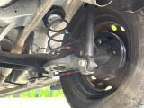 お車を安心してお乗りいただく為には、足回りの定期点検が欠かせません。サービスサポート(有償保証)では無料点検もご提供しており、安心のカーライフをお過ごしいただけるサポート体制が整っています。