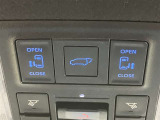 両側電動スライドドア付き、運転席にいながら開閉もラクラク