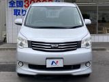 弊社では、全車『修復歴なし』のお車のみ取り扱っております。専任バイヤーによる厳選した仕入れの後、入庫後の車両チェックを行い、ネクステージが認定した高品質な中古車をご提供しております。