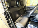 運転席シート廻りは使用感も少なく、良好な状態となっています。丁寧に使われていたことがよくわかりますね。