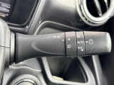 【オートライト(AUTO)】外の明るさをシステムが感知して、自動でヘッドライトが点灯します!ヘッドライトをつけ忘れを防ぐ便利機能です。