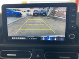 リヤカメラで車庫入れも楽々です。