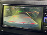 【バックカメラ】駐車時に後方がリアルタイム映像で確認できます。大型商業施設や立体駐車場での駐車時や、夜間のバック時に大活躍!運転スキルに関わらず、今や必須となった装備のひとつです!