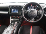 運転席廻りです。