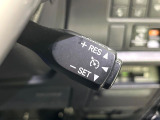 【クルーズコントロール】高速道路もラクラク走行。アクセルを離しても一定速度で走行ができ、長距離運転時の負担を軽減!加速・減速も簡単なスイッチ操作で調整できます。