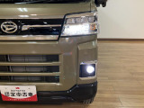LEDヘッドライト&LEDフォグランプを装備!白く明るい光で暗い道でも安心して運転出来ます♪