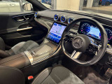 メルセデス・ベンツの定める厳しい基準をクリアしたお車のみをご案内させて頂きます。納車前整備はメーカー規定に基づき100項目以上にも及ぶ点検を熟練のメカニックによって行いご納車させて頂きます。