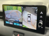 【全周囲カメラ】専用のカメラにより、上から見下ろしたような視点で360度クルマの周囲を確認することができます☆死角部分も確認しやすく、狭い場所での切り返しや駐車もスムーズに行えます。
