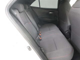 <車内>お友達と一緒に行くお買い物でも、荷室があるので、帰りもゆったり帰れそうですね。お子様と一緒のお出掛けでも役立ちそうです。