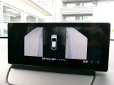 左右のカメラにも切り替えできます