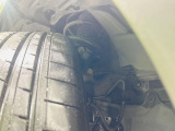 お車を安心してお乗りいただく為には、足回りの定期点検が欠かせません。サービスサポート(有償保証)では無料点検もご提供しており、安心のカーライフをお過ごしいただけるサポート体制が整っています。