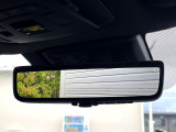 【デジタルインナーミラー】後席の大きな荷物や同乗者で後方が確認しづらい時でも安心!カメラが撮影した車両後方の映像をルームミラー内に表示。クリアな視界で状況の確認が可能です!