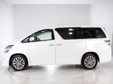 ★展示前点検実施★特殊な機材も用いて、全車点検を実施しております!