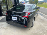 ミリ単位の正確な修理ができる設備を保有しており、ハイブリッド車の先進安全装備が搭載された最新の車両にも対応しております。