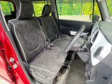 運転席シート廻りは使用感も少なく、良好な状態となっています。丁寧に使われていたことがよくわかりますね。