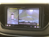 全方位モニターがついています! 車の周囲を360&deg;安全確認できるので、普段の駐車はもちろんの事、縦列駐車や幅寄せの際にも活躍してくれますよ。