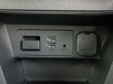 USB/AUXジャックを装備しております