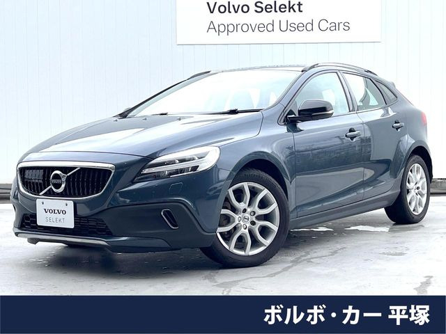 V40クロスカントリーD4 サマム ディーゼル