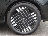 【タイヤ】 【純正17インチアルミホイール】《205/50R17》専用のアルミなのでお車のイメージぴったりですね!