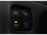 使いやすさや安全性を追求したステアリング周り!高級車ゆえにスイッチ類が多いのも特徴ですね!考え尽くされた配置ですぐに使いこなす事が出来ますのでご安心下さい!是非、体感してみて下さい!!