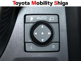 駐車時に便利なスマ-トキ-連動オ-ト格納式ドアミラーを装備しています。施錠すると自動的にドアミラーを格納する便利な機能です!