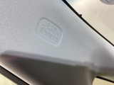 車両側面からの安全性も高めてくれる、安心装備のサイドカーテンエアバックシステムです。