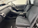 【車内ルームクリーニング済】専門スタッフにより車内はきれいにルームクリーニングを行っております。