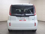「中古車ハイブリッド保証」付き。ハイブリッド機構を無償で保証します。保証期間は、初度登録年月から10年目まで、またはロングラン保証が終わってから3年間。ただし累計走行距離が20万km以内です。