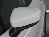 【ドアミラーウインカー】格好良さだけではなく対向車両からの視認性もよく安全に走行する為の安全装備のひとつです。
