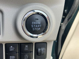 ★プッシュスタートシステム★エンジンスタートは最近はやりのプッシュスタート!鍵を車内に持ち込めばシリンダーに差し込まなくともボタン1つでエンジンがかかる★