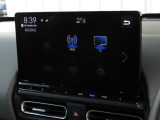 ナビゲーションはギャザズ11.4インチコネクトナビ(LXM-247VFLi)を装着しております。AM、FM、CD、DVD再生、Bluetooth、音楽録音再生、フルセグTVがご使用いただけます。