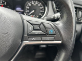 【プロパイロット】プロパイロットは、運転者が設定した車速を上限に先行車と車速に応じた車間距離を保ちながら、車線中央付近を走行するための運転操作を支援します。