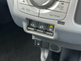 シートヒーター装備付き車!!座席に埋め込まれた電熱線によりシートを暖めることが出来る装備で、温めたられたシートは、寒い冬には最適です!!