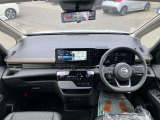 運転席まわりです。細かいオプションなど、気になるところがあればお気軽にメールやお電話等でお問合せください。