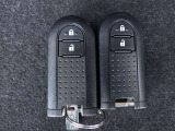 スマートキー2本揃っています。