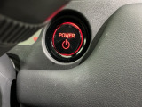 ワンプッシュでエンジンのスタート、ストップが出来て便利です。