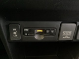 ETC付いてます。ETCが使用可能な道路通行料はキャッシュレスでスマートに走行できます。再セットアップして納車致します。