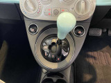 ご覧いただきありがとうございます。当店はショールーム内と屋外展示場に選りすぐりのFIAT・ABARTH・Alfaromeoの正規認定中古車を展示しており、在庫車両はできる限り多く撮影、掲載してご案内しております。