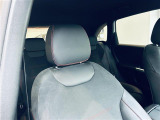 ◆LIBERALAは、輸入車選びの新たなスタイルを提案するインポート・セレクト・ブランドです。オーナー様となる方がクルマから直接感じる感性を第一にした、最良の一台との出会いをコーディネートいたします。