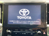 【9インチ ディスプレイオーディオ】大画面ディスプレイへお持ちのスマートフォンと連携して、ナビやbluetoothでの音楽再生が可能です♪デザインはもちろん操作性も良好!別途ナビ機能の取付可能です♪